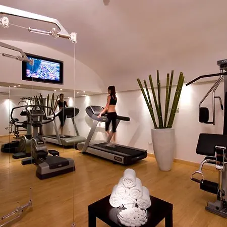 Leonardo Boutique Termini Hotel