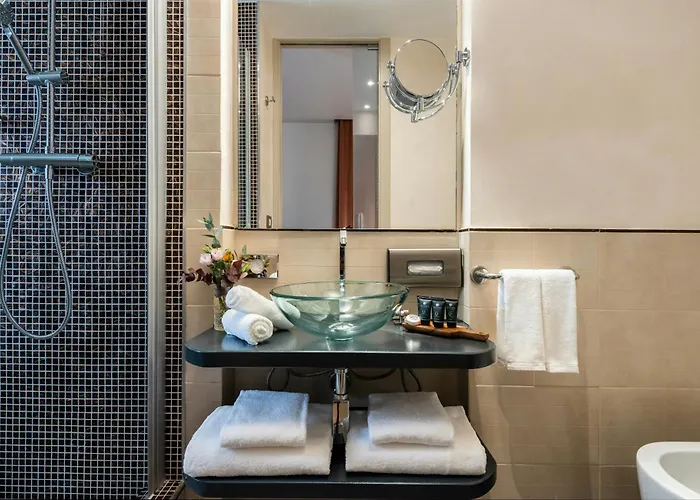 Leonardo Boutique Termini 4*