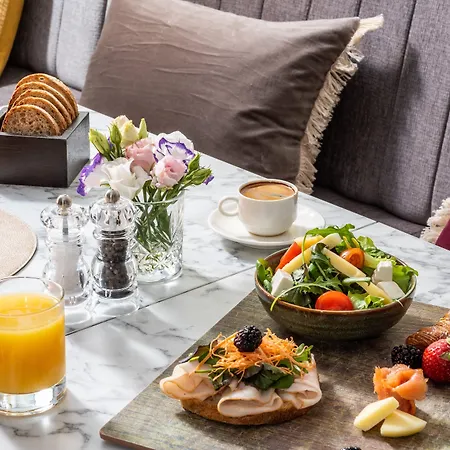 Leonardo Boutique Termini