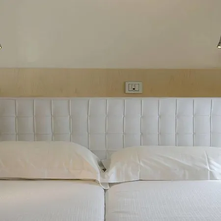 Leonardo Boutique Termini 4* Rzym