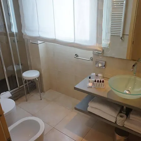 Leonardo Boutique Termini