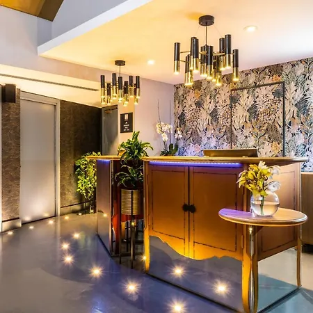 Otel Leonardo Boutique Termini 4*
