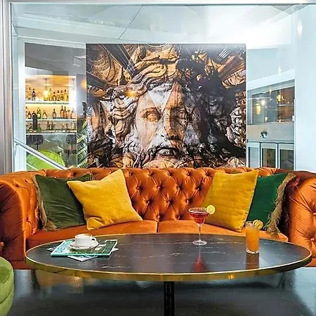 Leonardo Boutique Termini 4*
