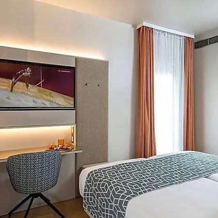 Hotel Leonardo Boutique Termini 4*