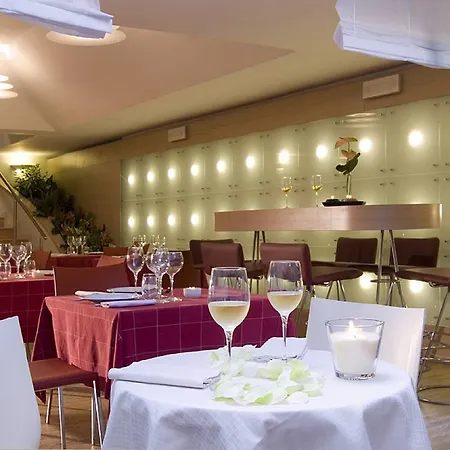 Otel Leonardo Boutique Termini 4*