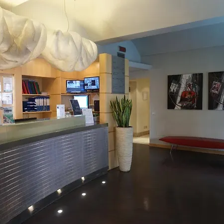 Otel Leonardo Boutique Termini 4*