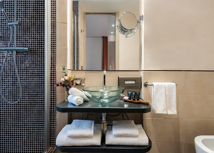 Leonardo Boutique Termini Рим