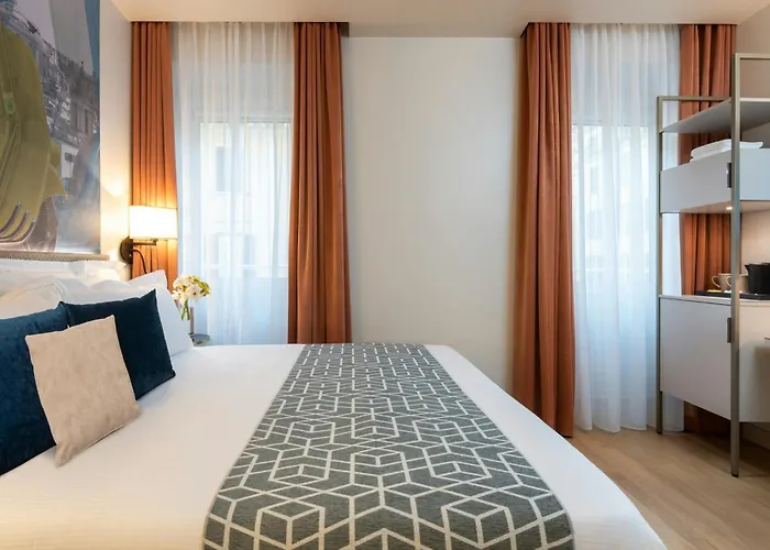 Leonardo Boutique Termini 4* Рим
